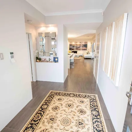 Magnificent Beach Retreat Jindalee Exterior photo