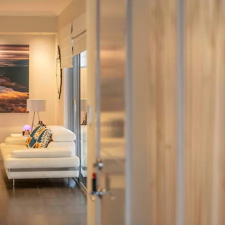 Magnificent Beach Retreat Jindalee Exterior photo